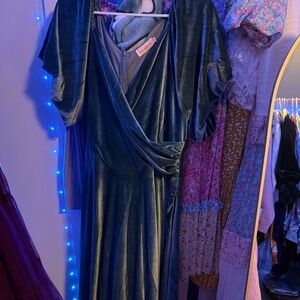 Ivy City Tessie dress in Seaglass blue velvet Size 16